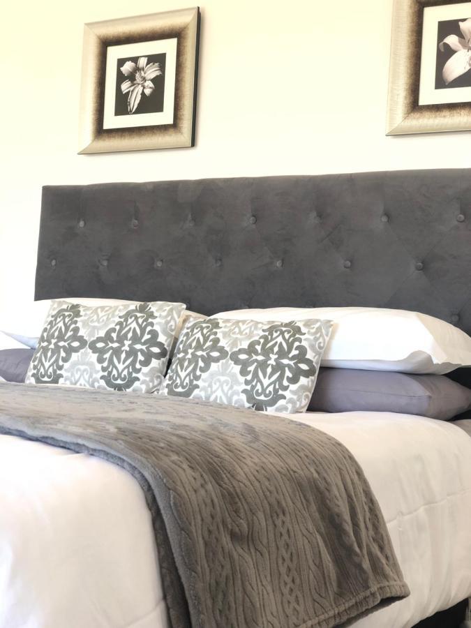 Views At 69 B&B Langebaan Esterno foto