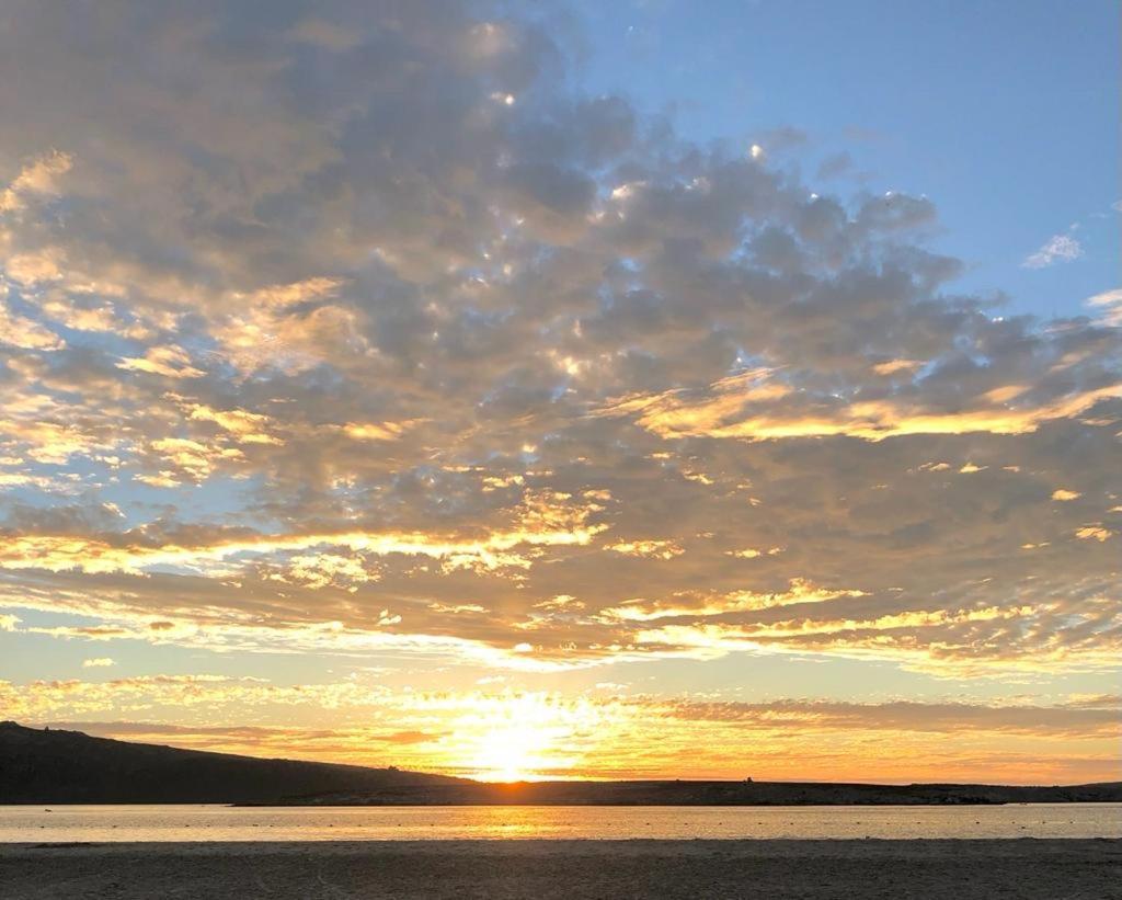 Views At 69 B&B Langebaan Esterno foto